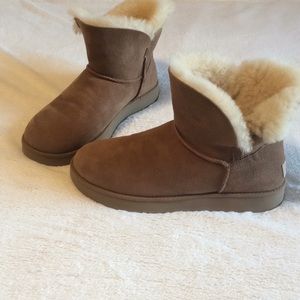 UGG | Shoes | Ugg Fold Over Short Boot 